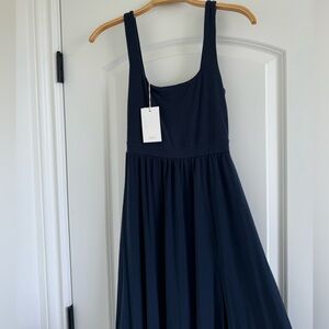 Aritzia Wilfred Market Slit Dress